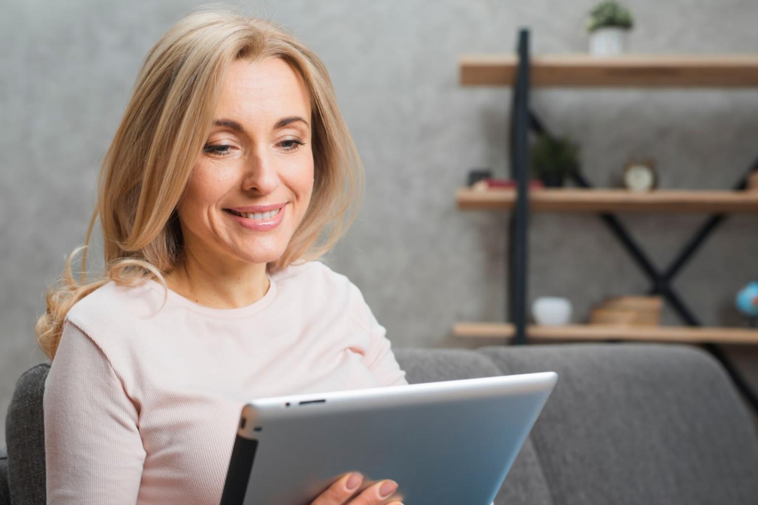 Session de travail collaboratif entre entrepreneurs